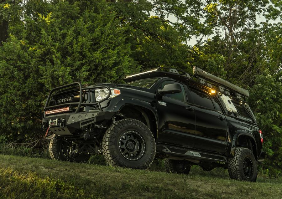  Toyota Costner Tundra 2018 года  (фото 4 из 7)